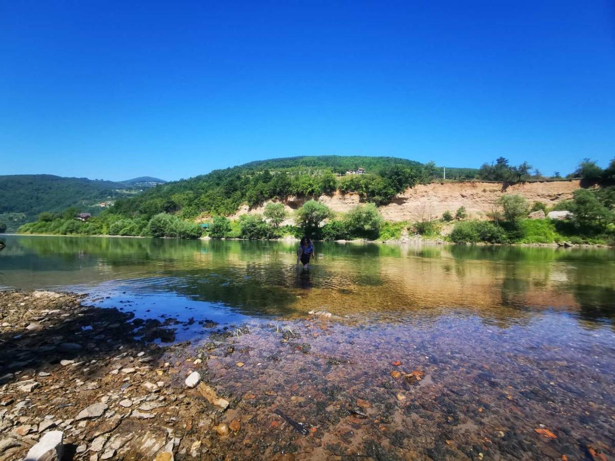Vikendica Pored Drine Foca Handici Exteriér fotografie