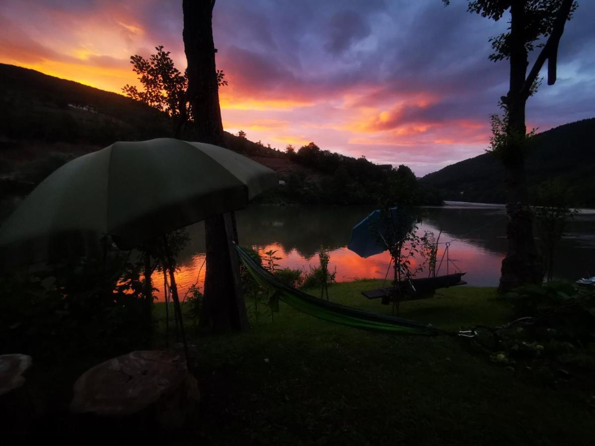 Vikendica Pored Drine Foca Handici Exteriér fotografie