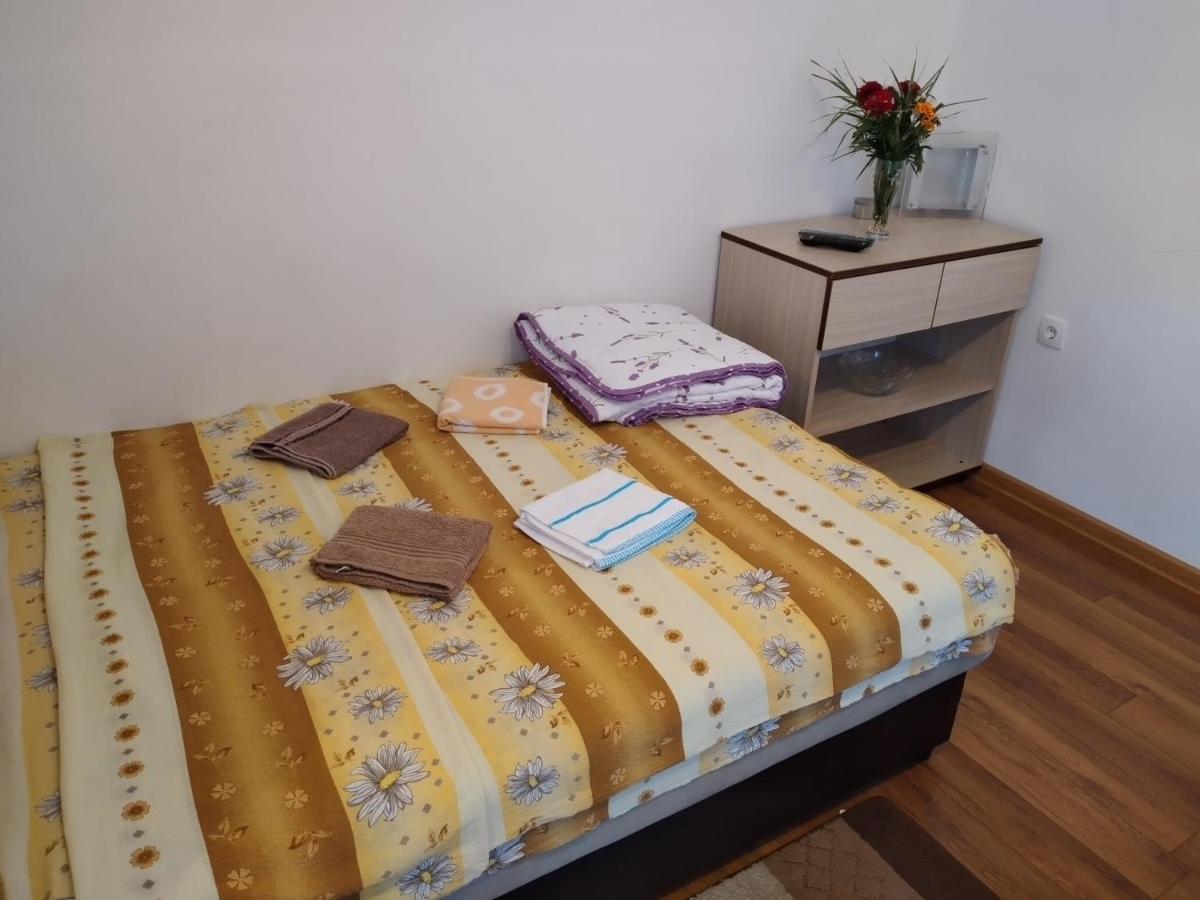 Vikendica Pored Drine Foca Handici Exteriér fotografie