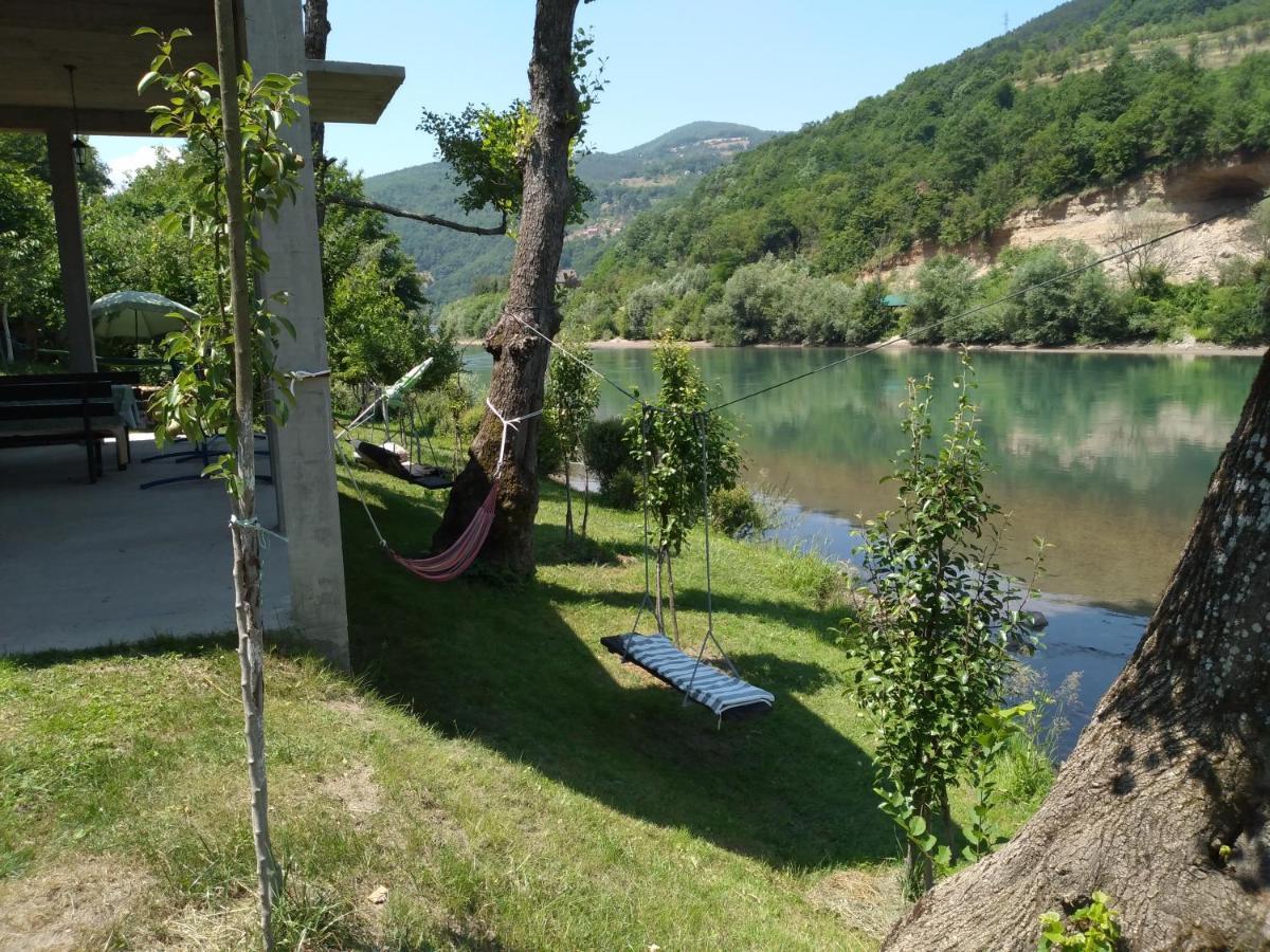 Vikendica Pored Drine Foca Handici Exteriér fotografie