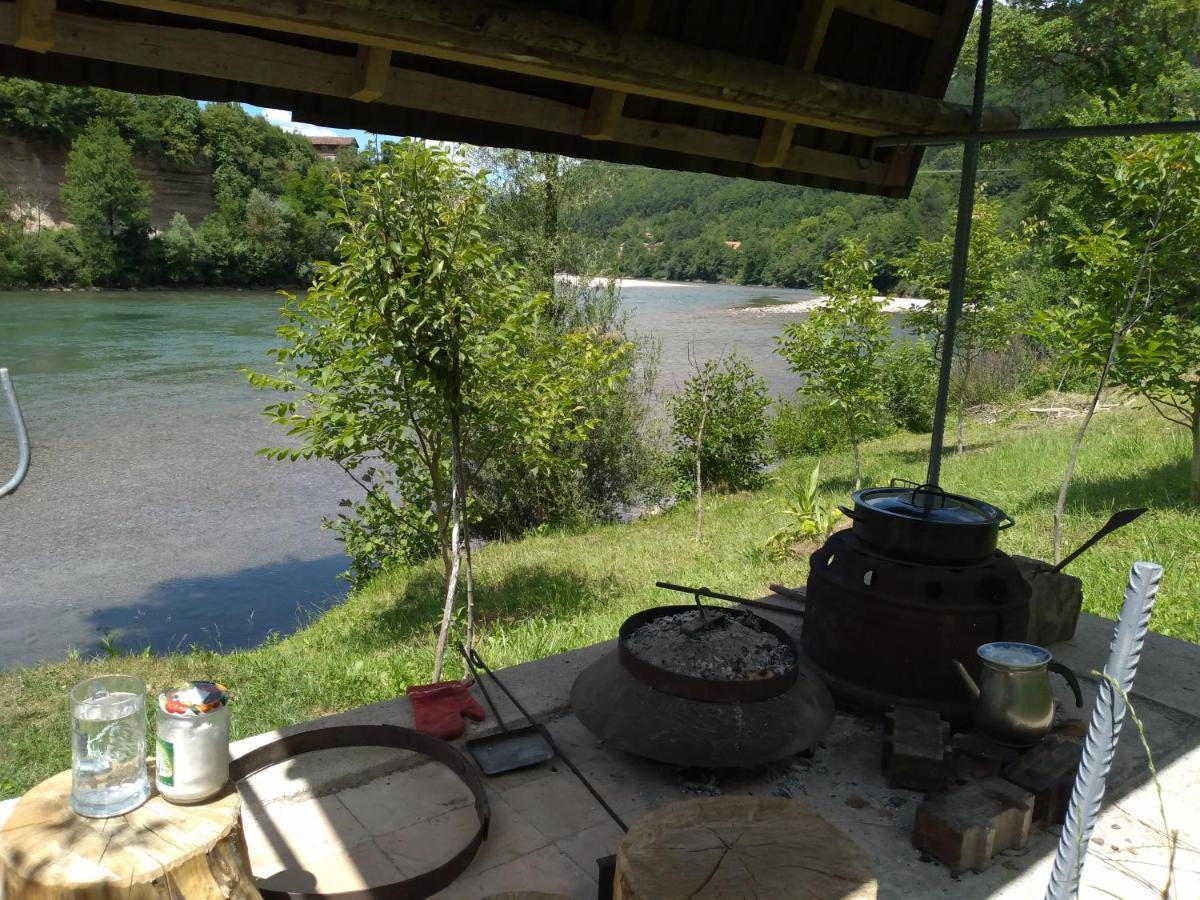 Vikendica Pored Drine Foca Handici Exteriér fotografie